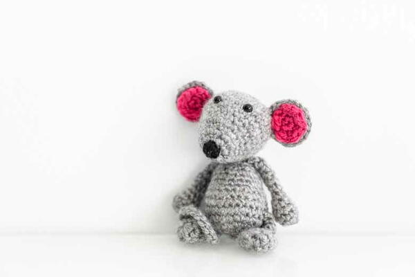 Amigurumi Gray Mouse Pattern Amigurumi Gray Mouse Pattern