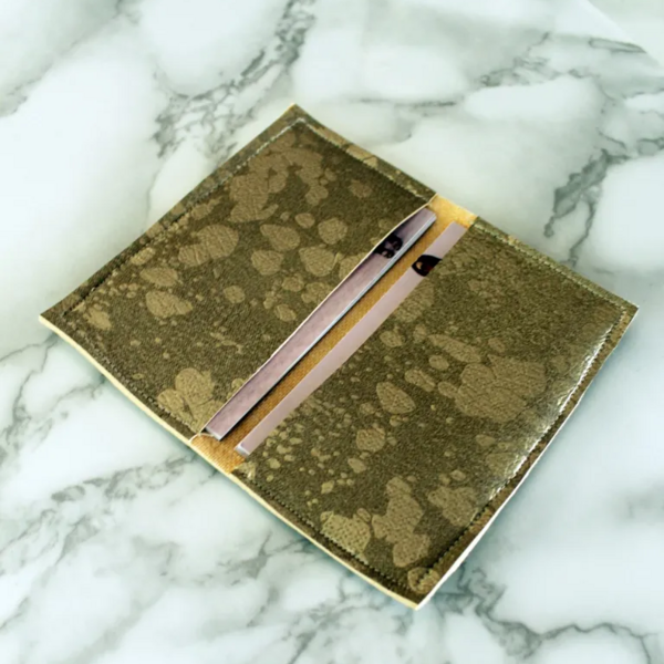 Easy DIY Business Card Wallet Tutorial Easy DIY Business Card Wallet Tutorial