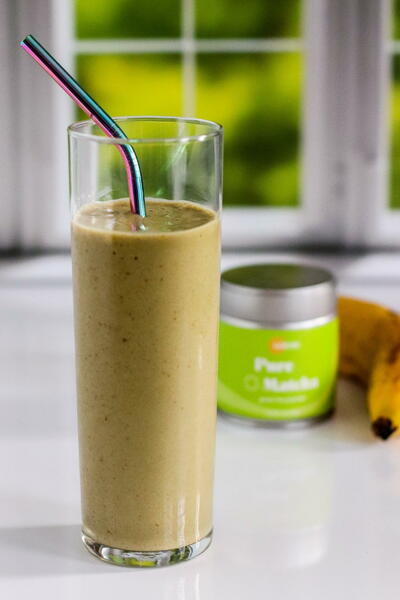 Banana Matcha Smoothie Banana Matcha Smoothie