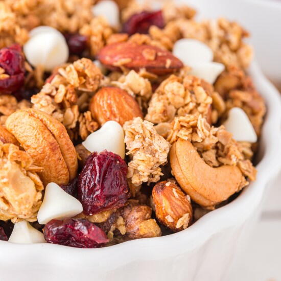 Christmas Granola Cranberry White Chocolate Christmas Granola: Cranberry White Chocolate