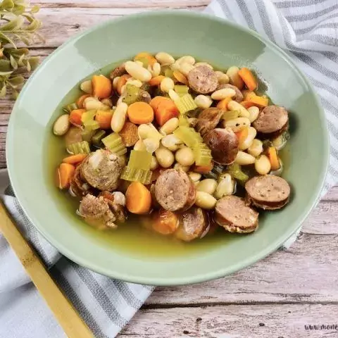 Slow Cooker Sausage And Bean Soup