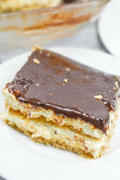 No Bake Chocolate Eclair Cake No Bake Chocolate Eclair Cake
