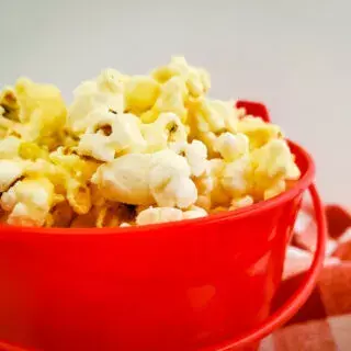 Homemade Cheddar Popcorn