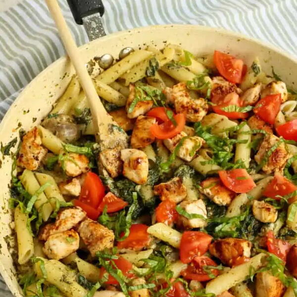 Chicken Pesto Pasta Chicken Pesto Pasta