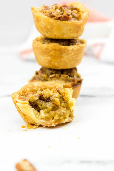 Mini Pecan Pies Mini Pecan Pies