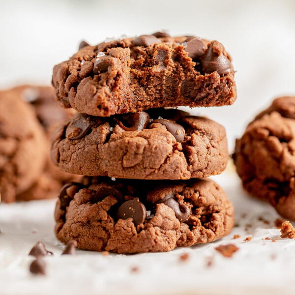 Chocolate Cake Mix Cookies