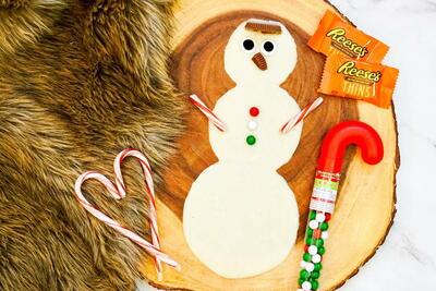 Sweet Melted Snowman Snack