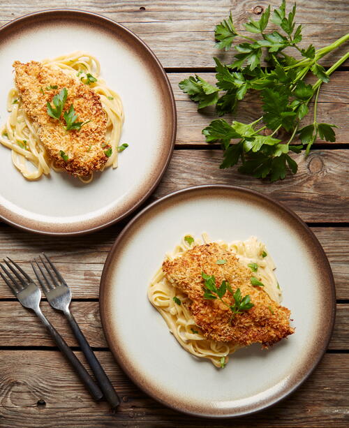 Twisted Alfredo Pasta with Crispy Chicken