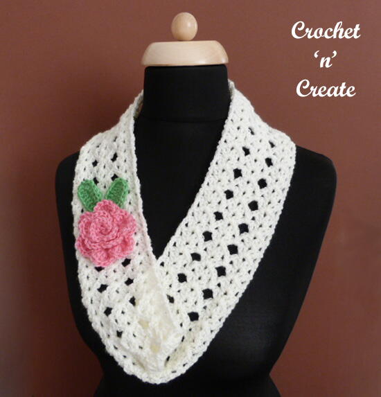 Crochet Cowl And Rose Applique Crochet Cowl And Rose Applique