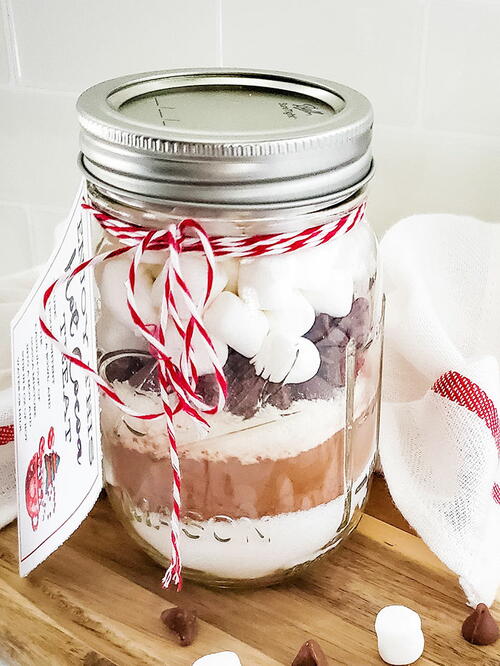 How To Make Hot Chocolate Mix In A Mason Jar How To Make Hot Chocolate Mix In A Mason Jar