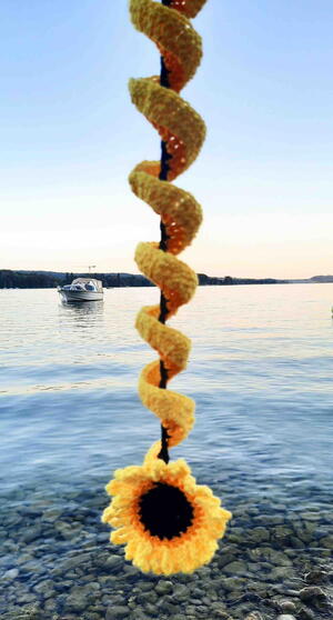 Sunflower Wind Spinner Crochet Pattern Sunflower Wind Spinner Crochet Pattern