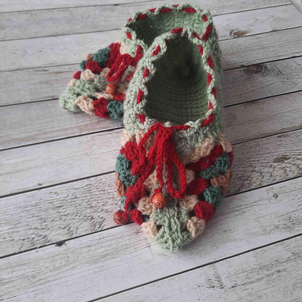Easy Granny Slippers Crochet Pattern Easy Granny Slippers Crochet Pattern