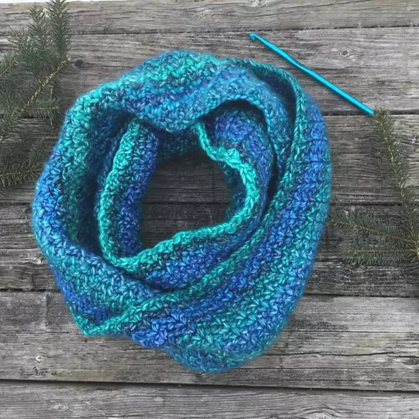 Oblique Crochet Infinity Scarf Oblique Crochet Infinity Scarf