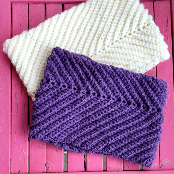 Asymmetric Crochet Chevron Cowl Asymmetric Crochet Chevron Cowl