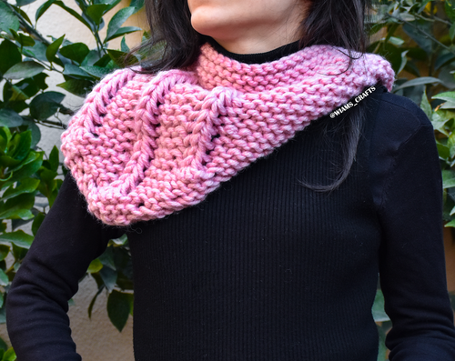 Dragon Tongue Shawlette Dragon Tongue Shawlette