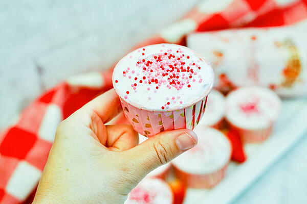 Strawberry Pudding Shots Recipe