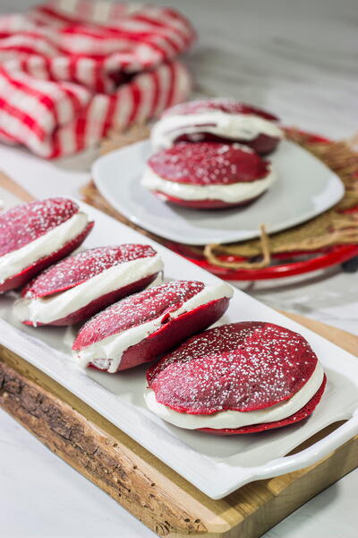 Red Velvet Whoopie Pies Red Velvet Whoopie Pies