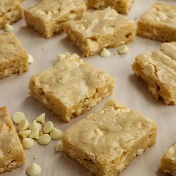 Classic Blondies Classic Blondies