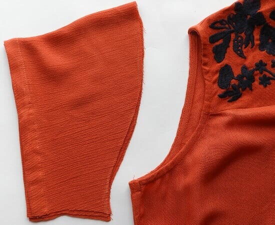 2 Easy Sleeves for Your Sleeveless Dress 2 Easy Sleeves for Your Sleeveless Dress