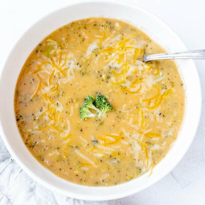 Panera Copycat Broccoli Cheddar Soup (Instant Pot + Stovetop)