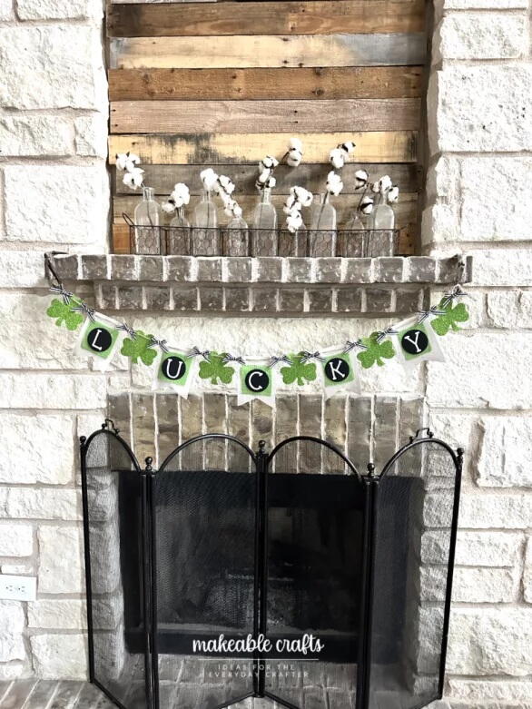 St. Patrick’s Day Garland DIY St. Patrick’s Day Garland DIY