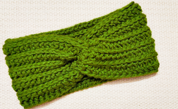 Quick And Easy Crochet Twisted Ear Warmer Headband Quick And Easy Crochet Twisted Ear Warmer Headband