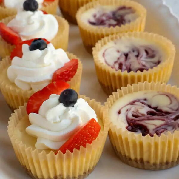 Mini Cheesecakes Mini Cheesecakes