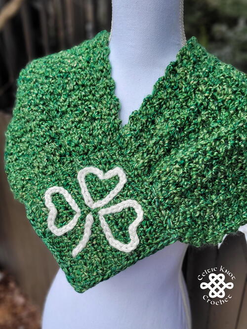Crochet Shamrock Cowl Crochet Shamrock Cowl