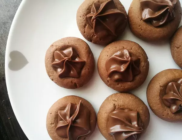3 Ingredient Nutella Cookies 3 Ingredient Nutella Cookies