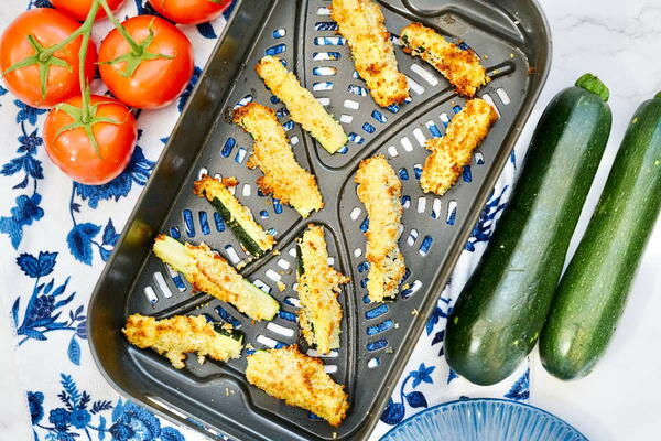 Easy Air Fryer Zucchini Fries Easy Air Fryer Zucchini Fries