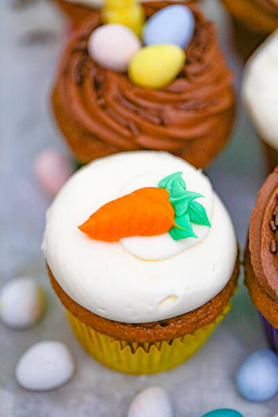 Easter Carrot Cake Cupcakes