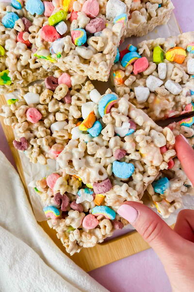 Lucky Charm Rice Krispie Treats Lucky Charm Rice Krispie Treats