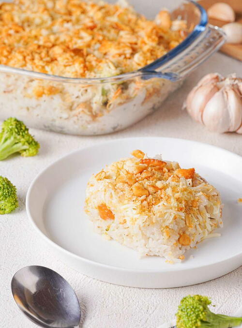 Cheesy Chicken, Broccoli, And Rice Casserole