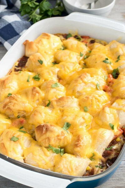 Weeknight Cheesy Chili Biscuit Bake Weeknight Cheesy Chili Biscuit Bake