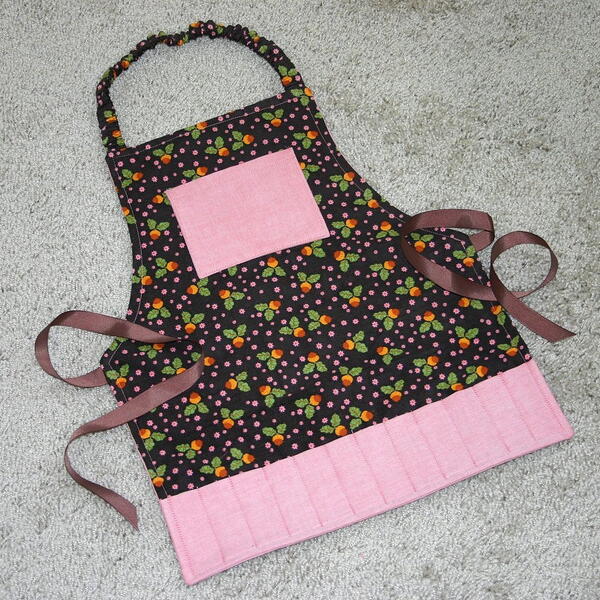 Little Crayon Apron Little Crayon Apron