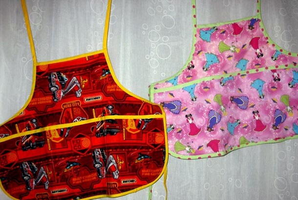 Reversible Craft Apron for Kids Reversible Craft Apron for Kids