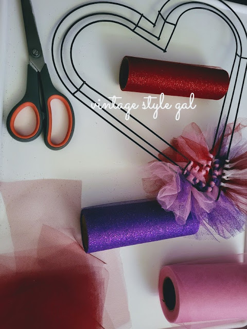 How To Make A Wreath With Tulle How To Make A Wreath With Tulle