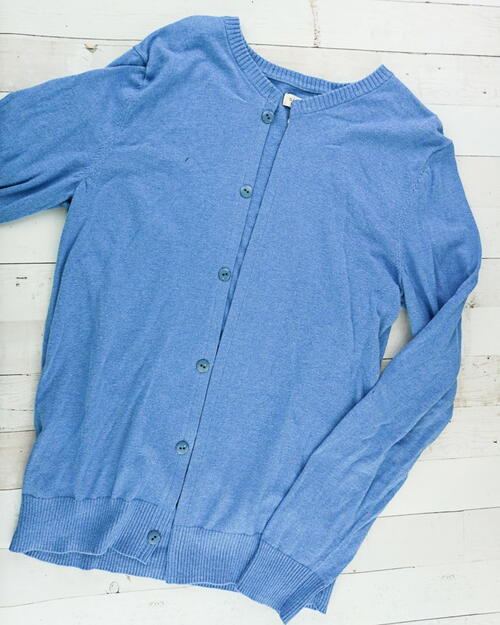 Sweater To Cardigan Refashion Tutorialin in 3 Ways Sweater To Cardigan Refashion Tutorialin in 3 Ways