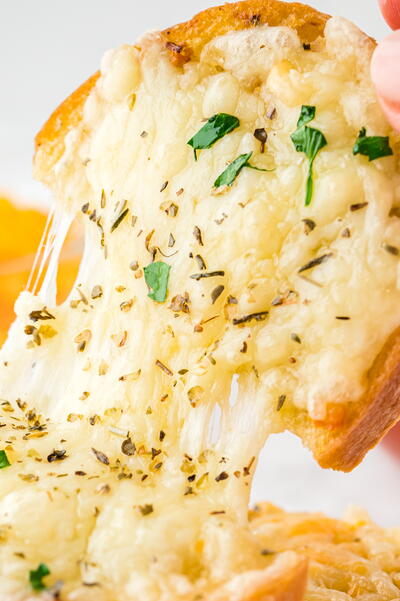 Air Fryer Cheesy Garlic Bread