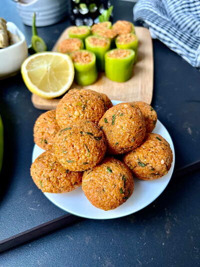 Vegan Lentil Meatballs (Mercımek Kofte)