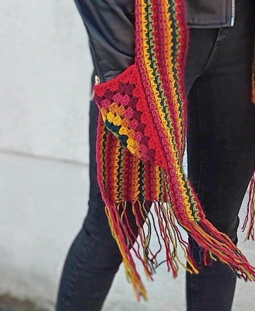 Granny Cozy Pocket Shawl Granny Cozy Pocket Shawl