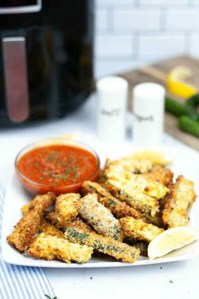 Air Fryer Zucchini Fries Air Fryer Zucchini Fries