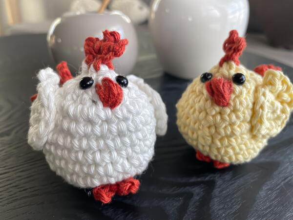 Hedda The Chicken Hedda The Chicken