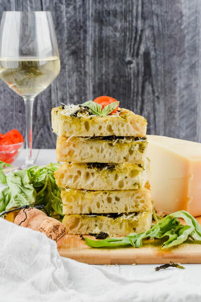 Pesto Focaccia Pesto Focaccia