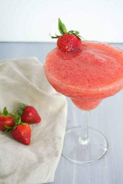 Strawberry Lemonade Margarita Strawberry Lemonade Margarita