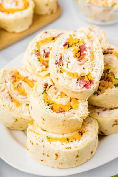 Chicken Bacon Ranch Pinwheels Chicken Bacon Ranch Pinwheels