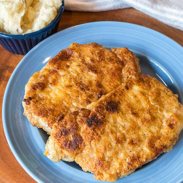 Southern Fried Pork Chops Recipe With Gravy Southern Fried Pork Chops Recipe With Gravy