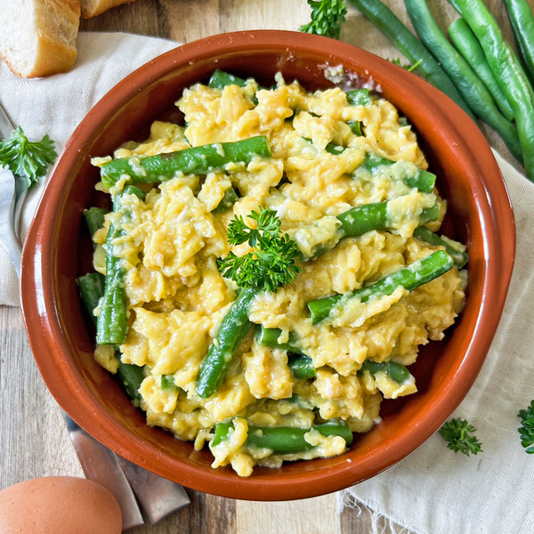 Creamy Scrambled Eggs With Green Beans