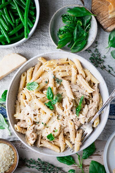 Slow Cooker Garlic Parmesan Chicken Pasta Slow Cooker Garlic Parmesan Chicken Pasta
