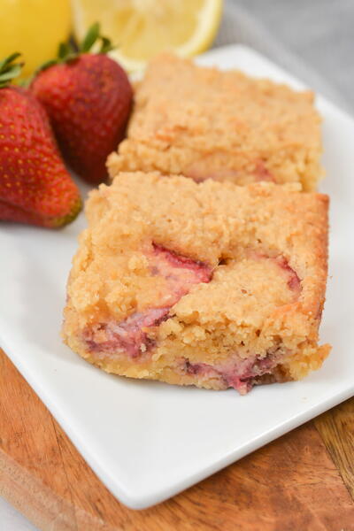 Strawberry Lemon Blondies Strawberry Lemon Blondies